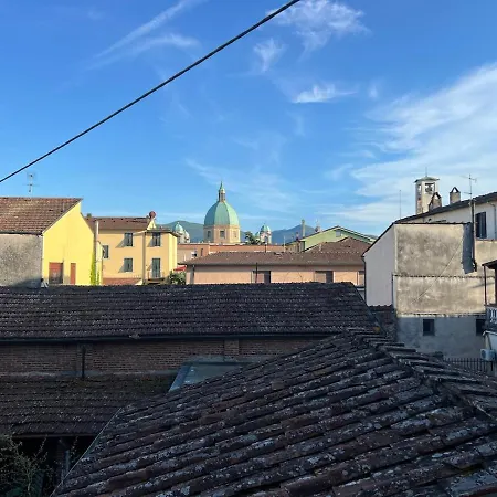 Casa Delle Capinere * Lucca
